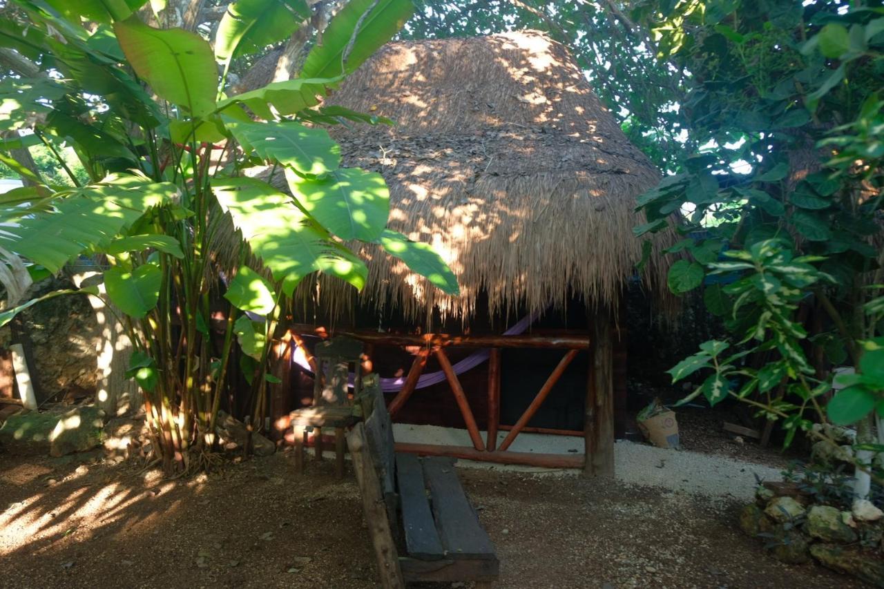 בקאלאר Near Lake Hostal מראה חיצוני תמונה